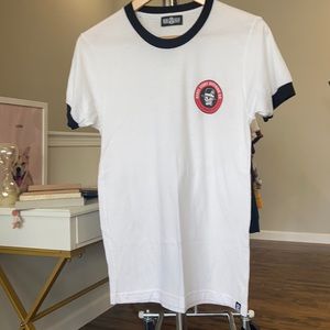 REBEL 8 TEE